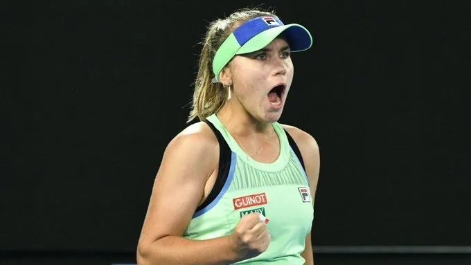 球员本人需 球员本人需