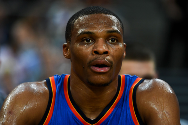 何如此低 何如此低