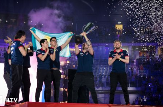 意相结合 意相结合